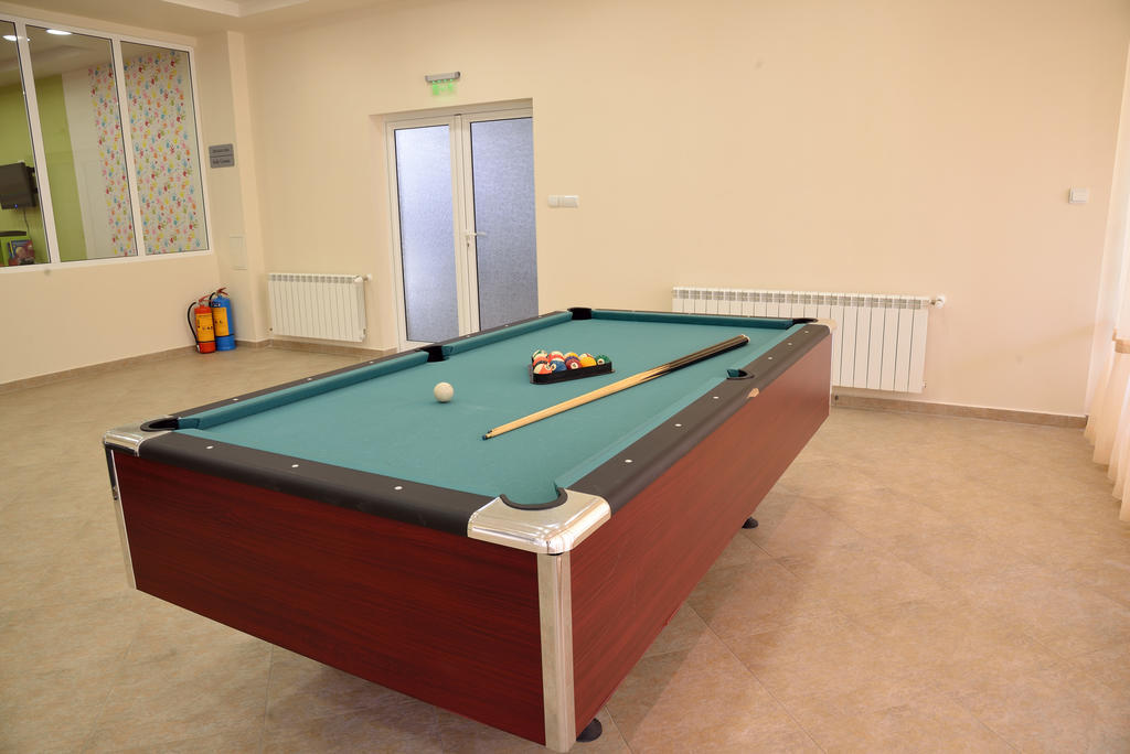 Glicinia Hotel غولدن ساندز المظهر الخارجي الصورة