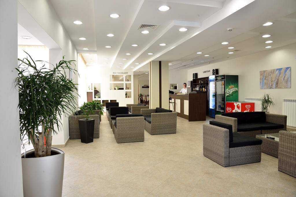 Glicinia Hotel غولدن ساندز المظهر الخارجي الصورة